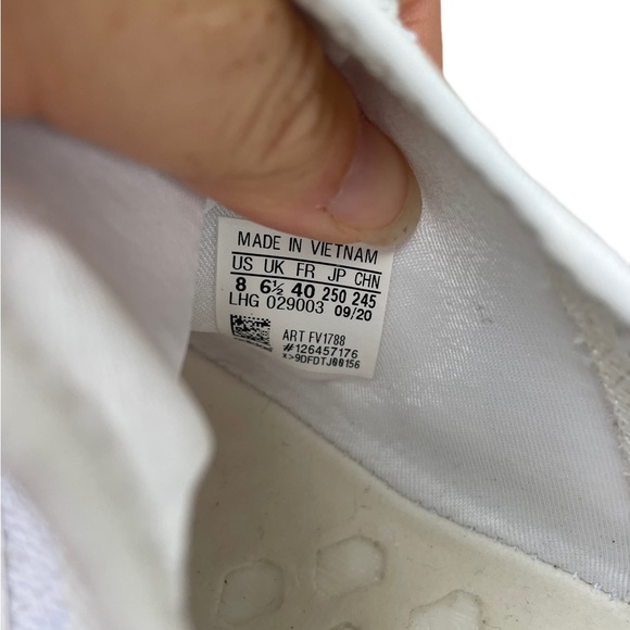 ADIDAS NMD R1 white - Picture 6 of 9